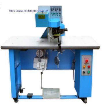 Wallet zipper glue attaching machine